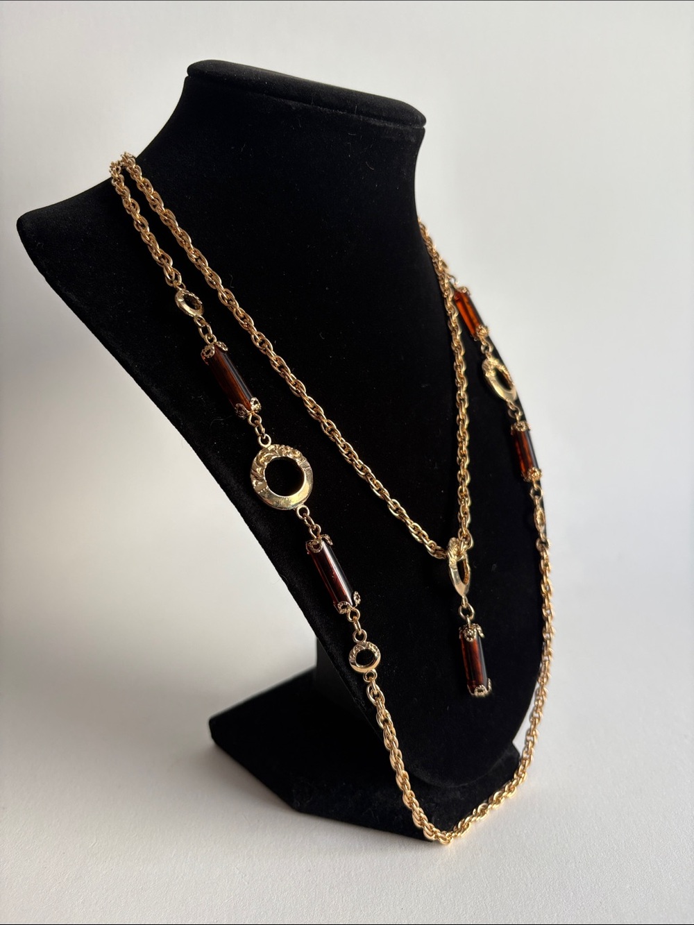 Vintage 1977 Sarah Coventry Emberwood Double Strand Necklace - Picture 2 of 4